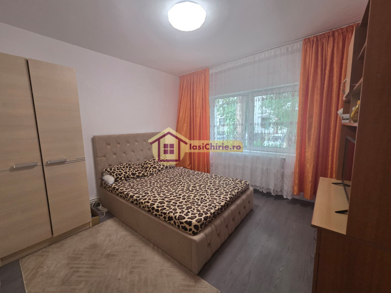Apartament de vanzare cu 3 camere in Iasi, zona Mircea cel Batran - Poza 5