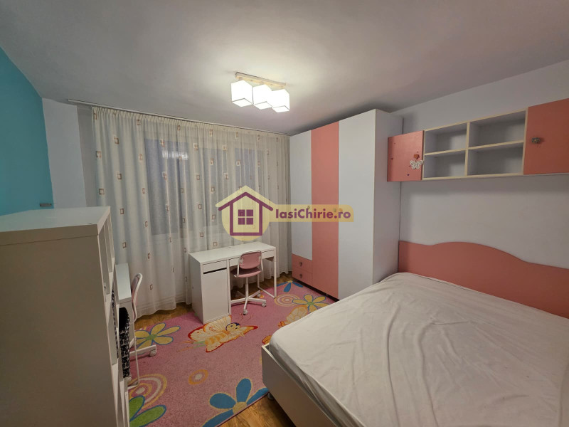 Apartament de vanzare cu 3 camere in Iasi, zona Alexandru cel Bun - Poza 2