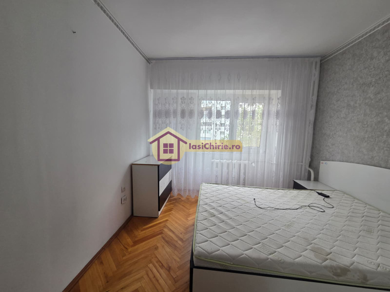 Apartament de vanzare cu 3 camere in Iasi, zona Dacia - Poza 2