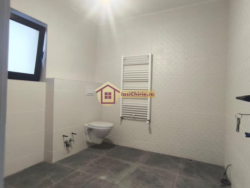 Casa de vanzare cu 5 camere in Iasi, zona Valea Lupului - Poza 14