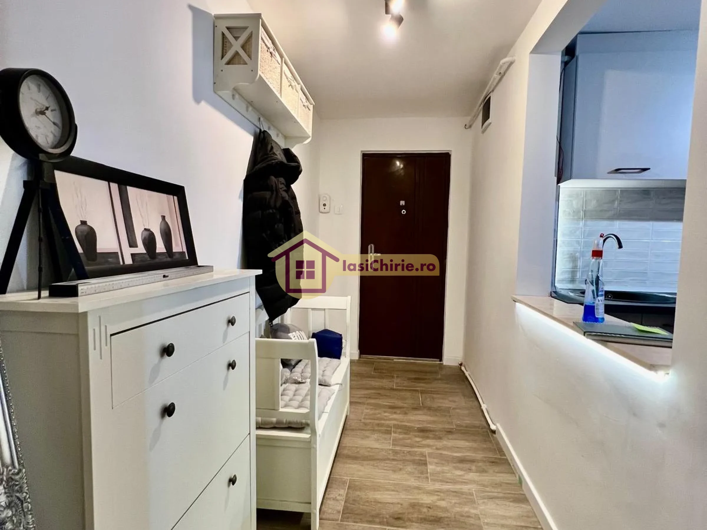 Apartament de inchiriat cu 2 camere in Iasi, zona Central - Poza 11