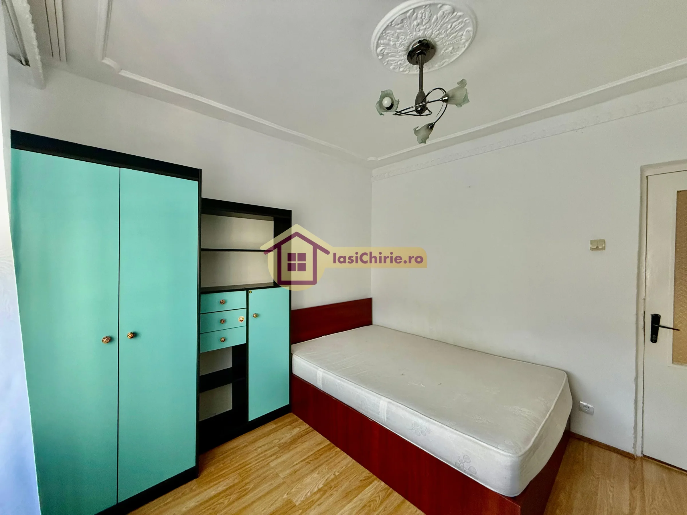 Apartament de inchiriat, 3 camere, decomandat , 65 mp, Gara — fotografia 1
