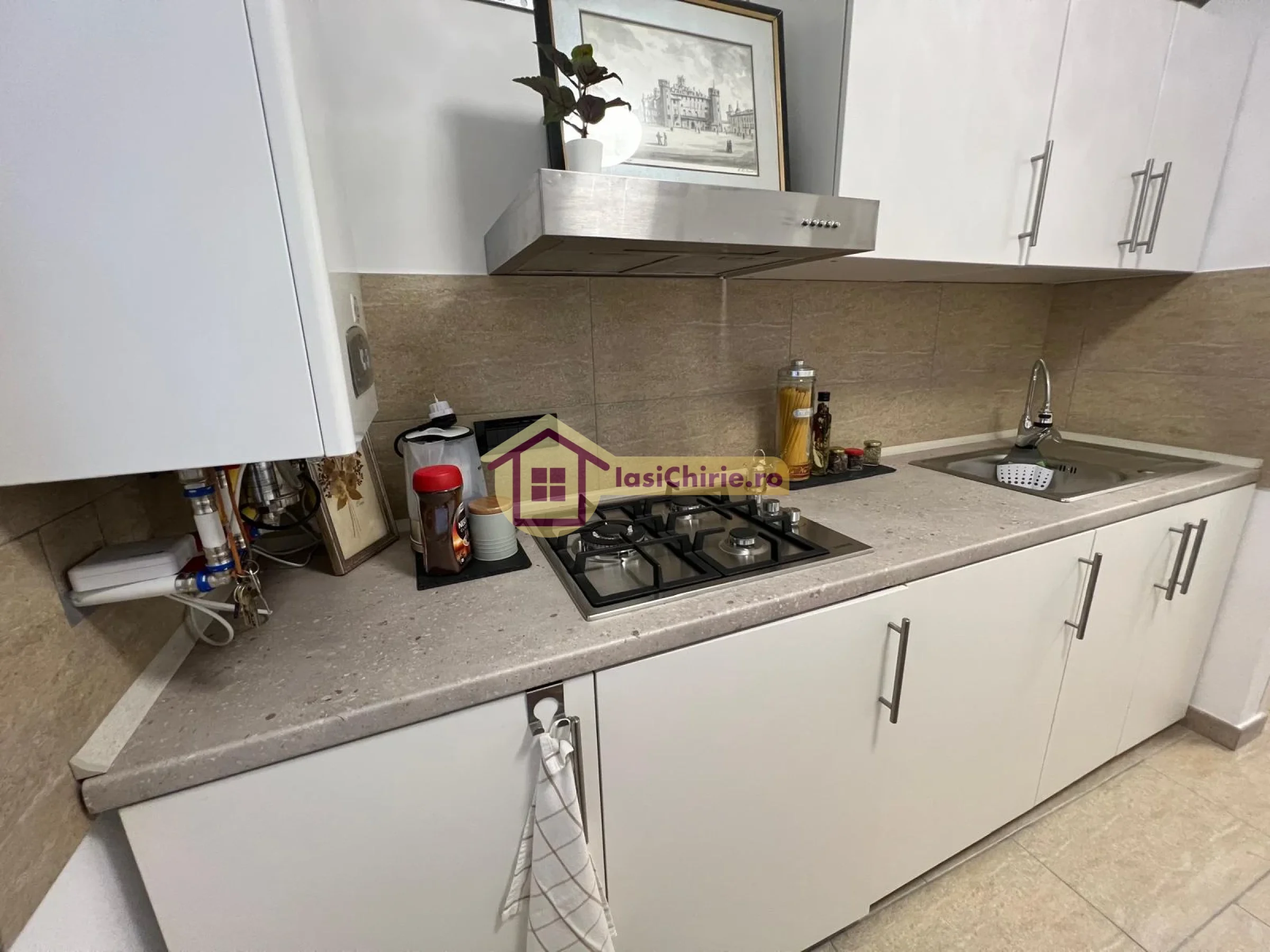 Apartament de inchiriat, o camera, decomandat , 45 mp, Gara — fotografia 3
