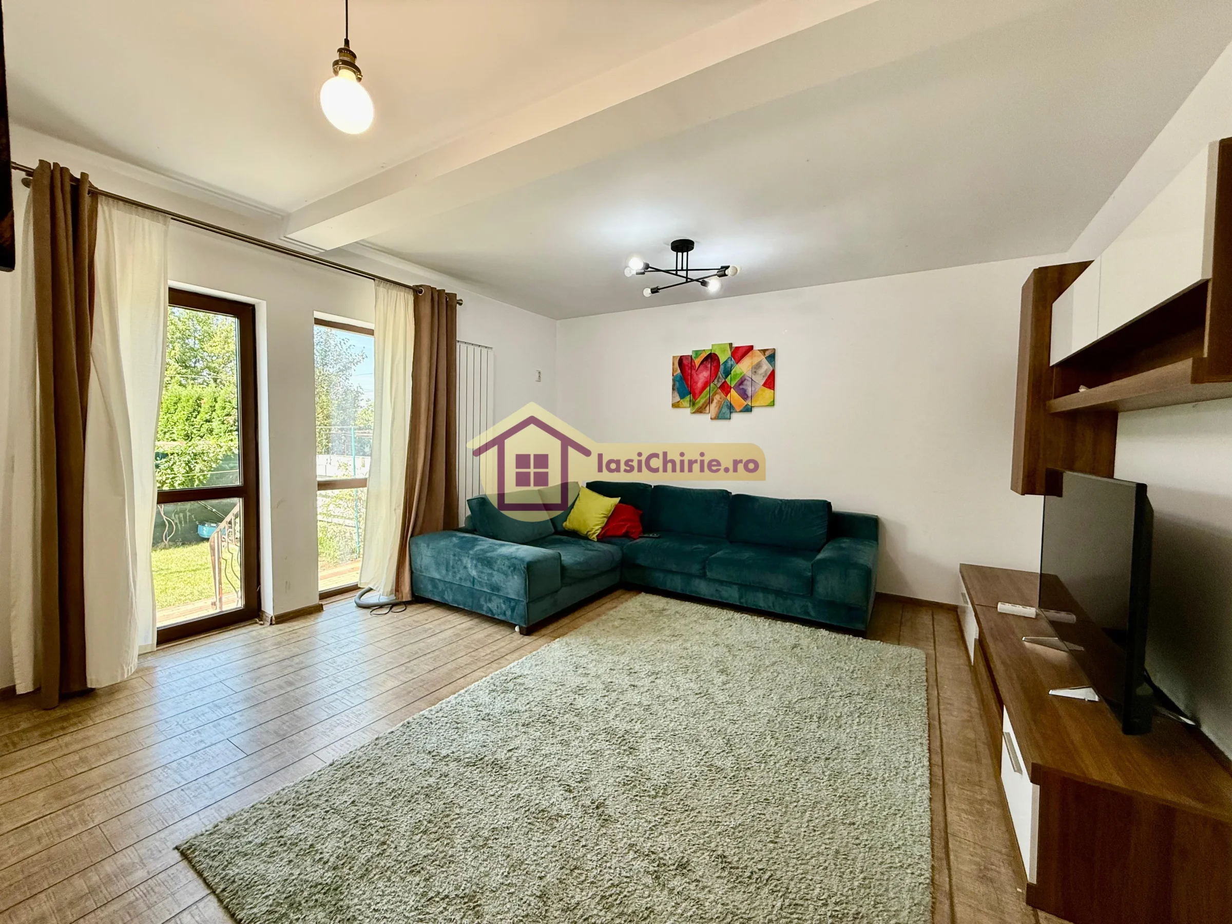 Casa de inchiriat cu 3 camere in Iasi, de tip , suprafata de 80 mp, zona Valea Lupului(Valea Lupului)