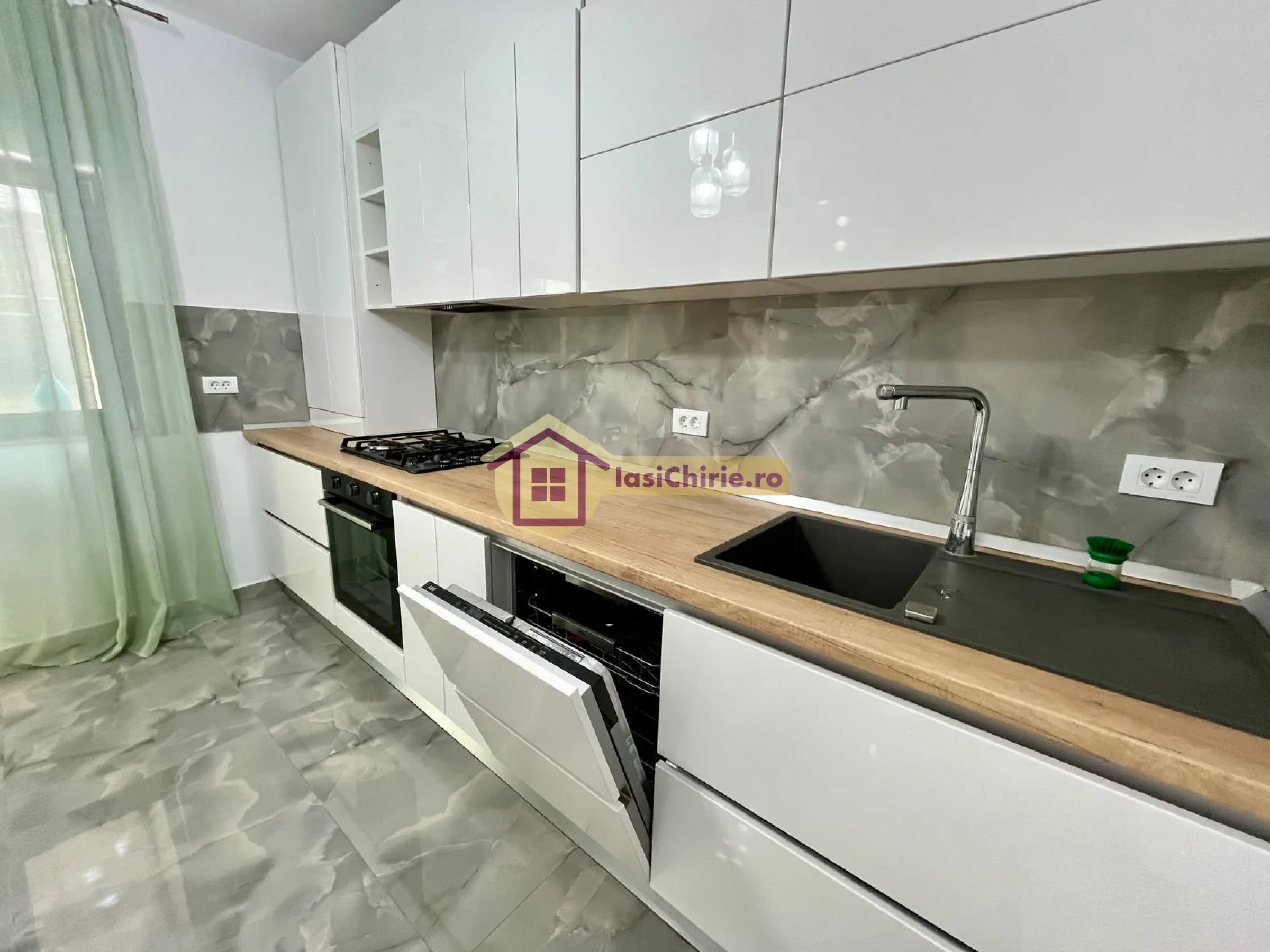 Casa de inchiriat cu 4 camere in Iasi, zona Horpaz - Poza 14
