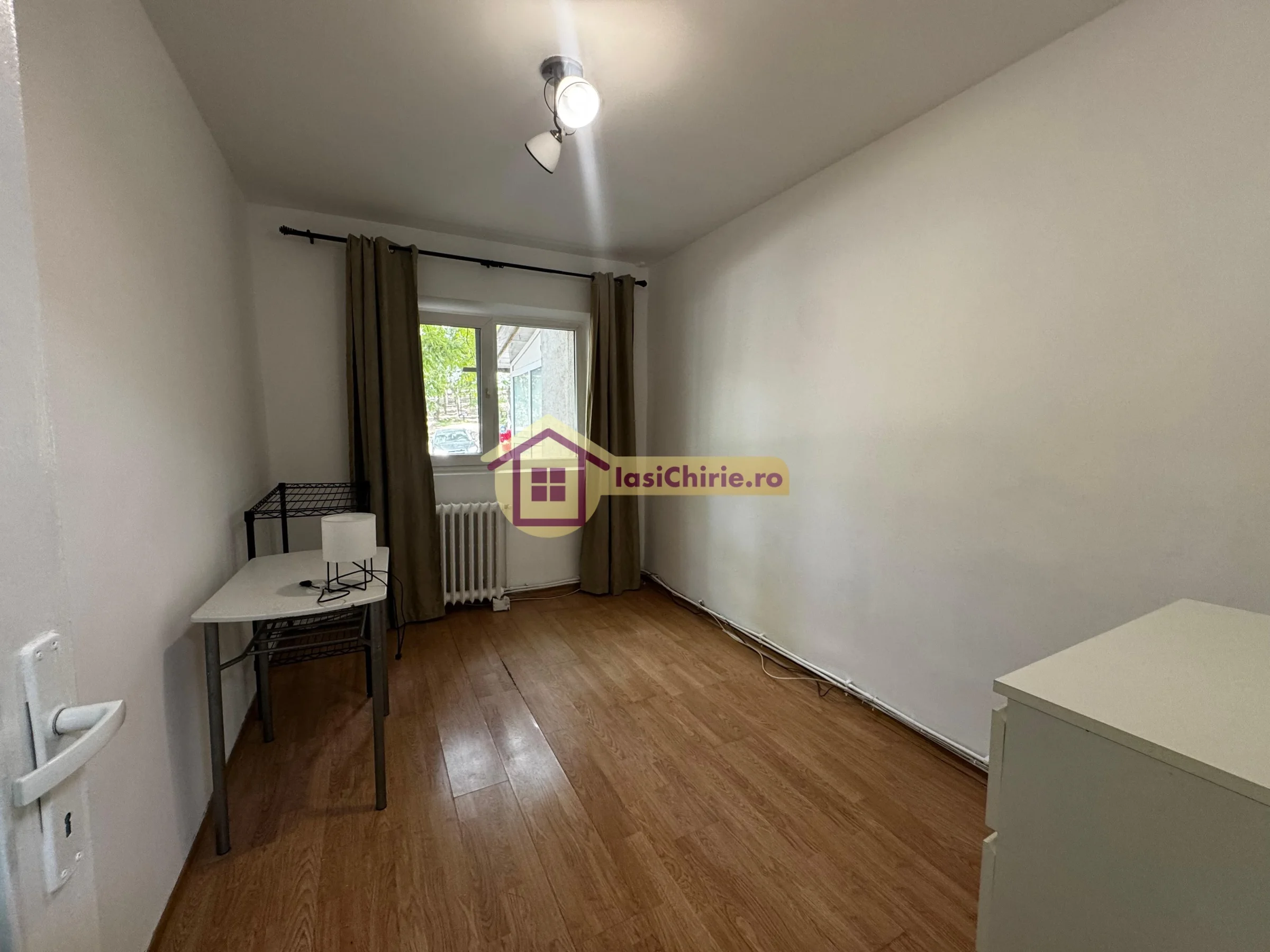 Apartament de vanzare cu 3 camere in Iasi, zona Metalurgie - Poza 5