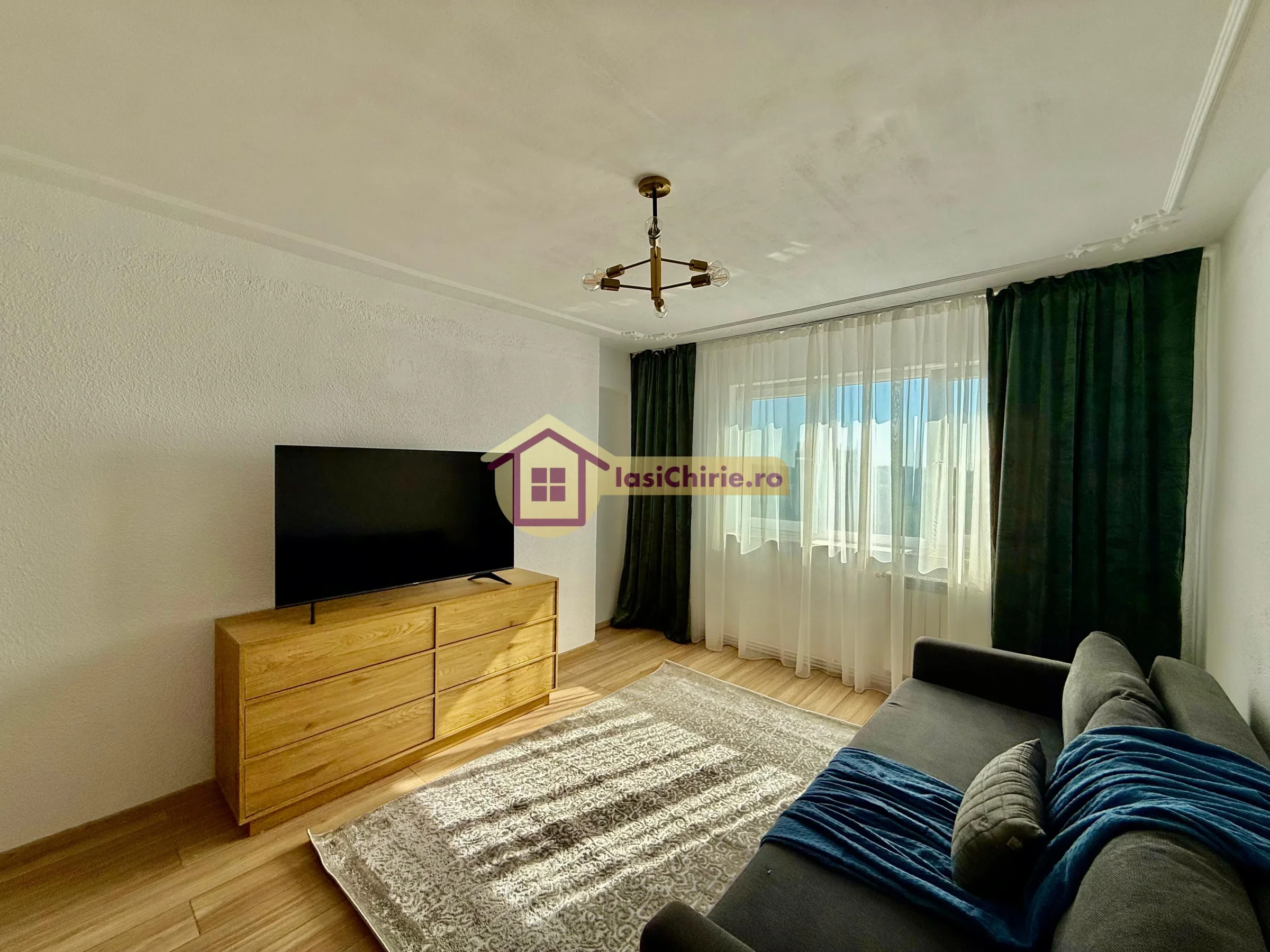 Apartament de inchiriat cu 60 camere in Iasi, zona Central - Poza 10