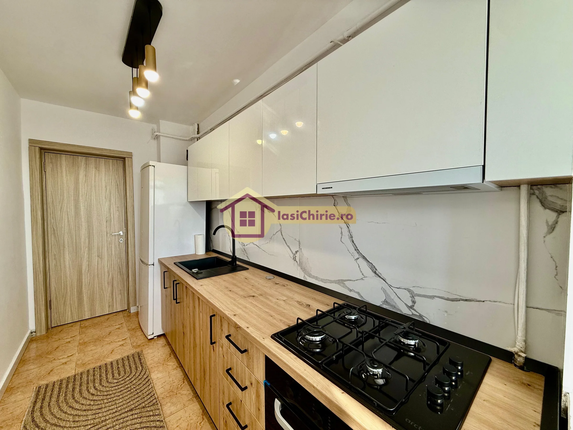Apartament de inchiriat cu 60 camere in Iasi, zona Central - Poza 12