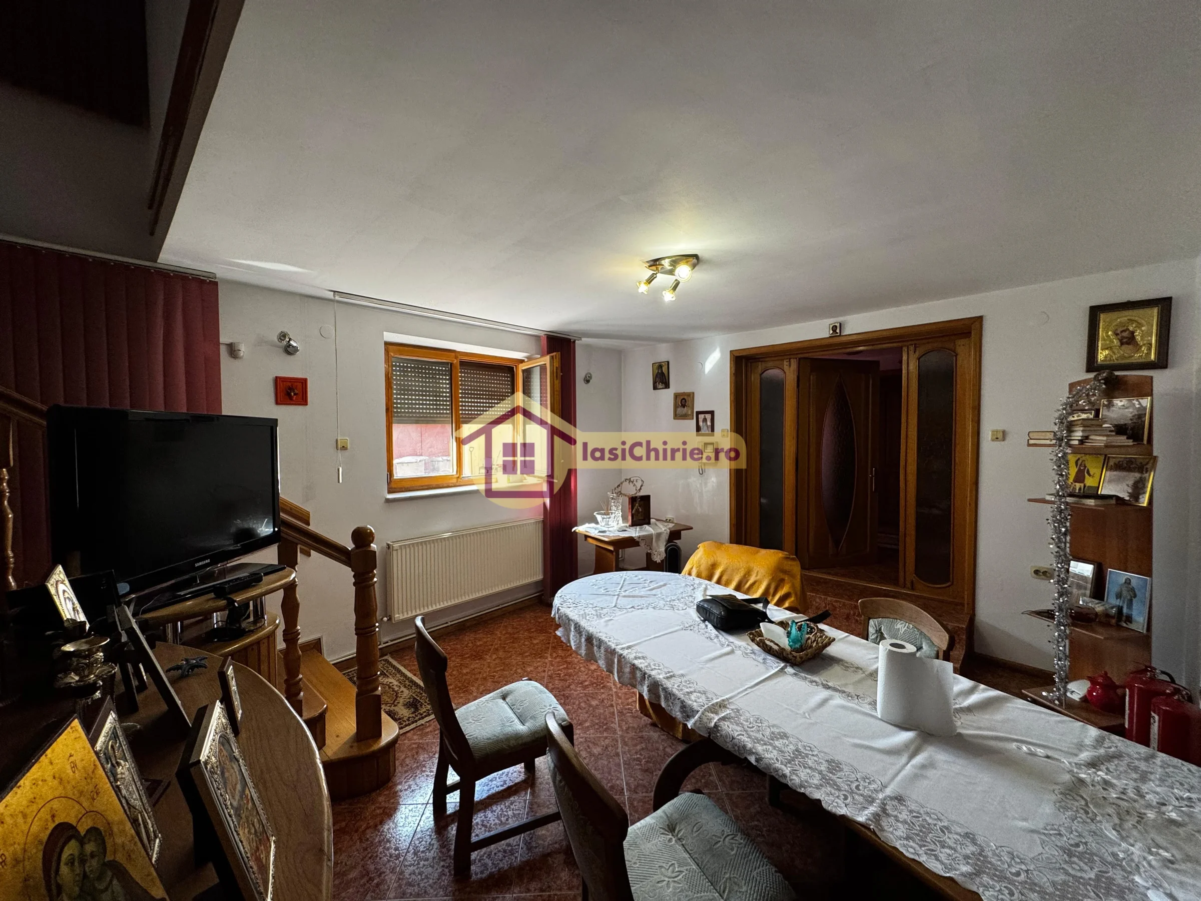 Casa de inchiriat cu 5 camere in Iasi, zona Tomesti - poza 2