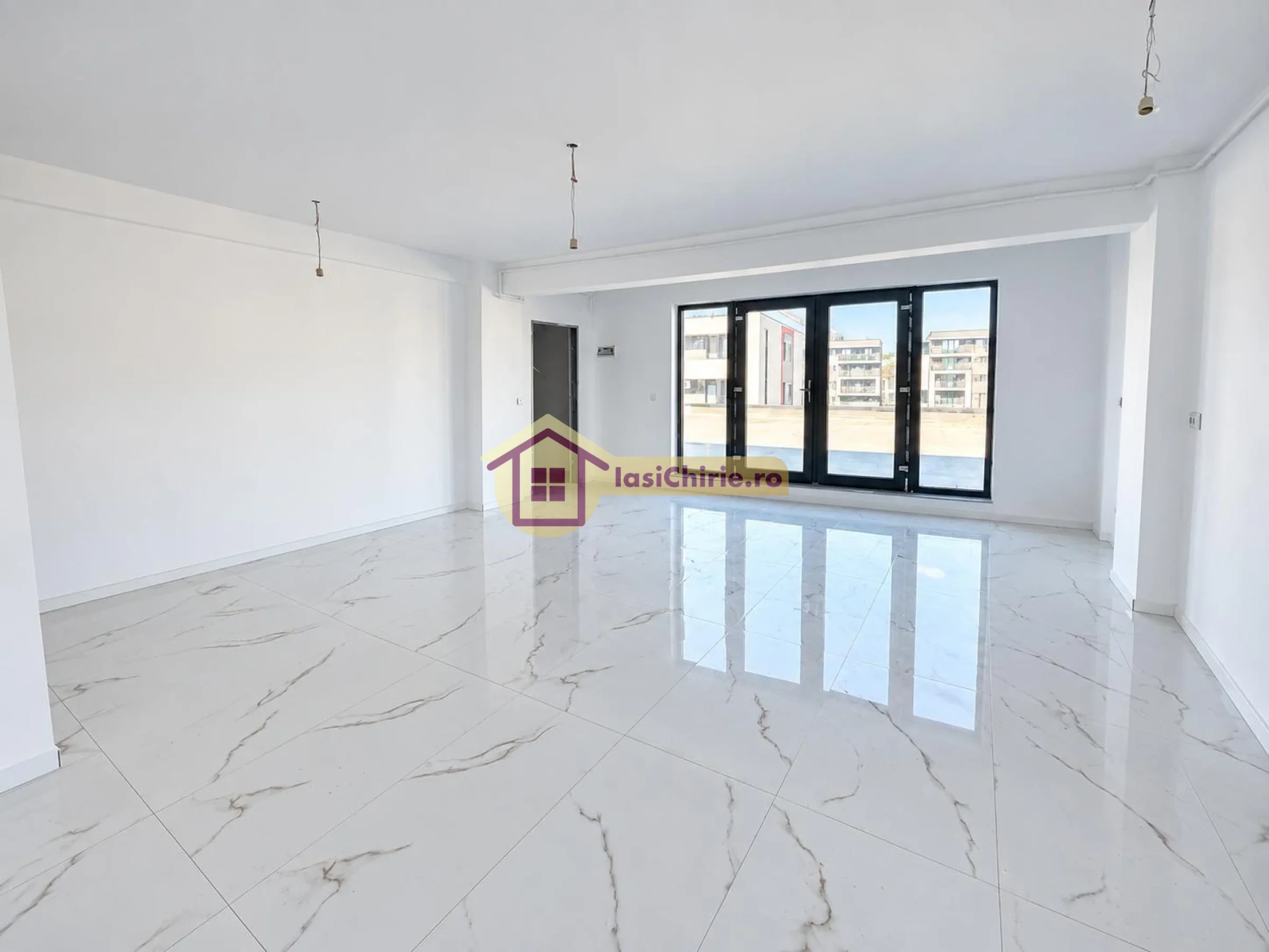 Apartament de inchiriat cu 4 camere in Iasi, zona Visani - poza 1