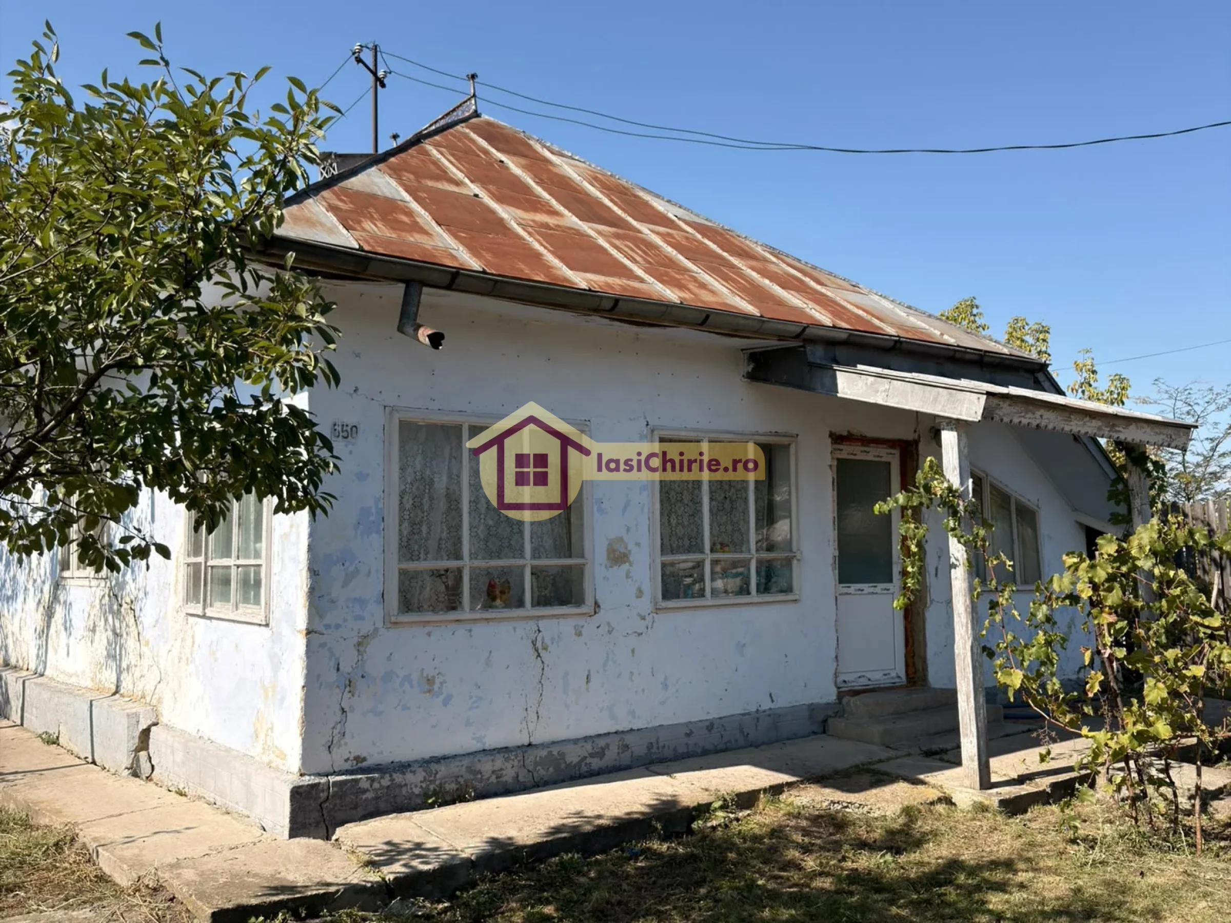 Casa de vanzare cu 3 camere in Iasi, zona Erbiceni - Poza 7
