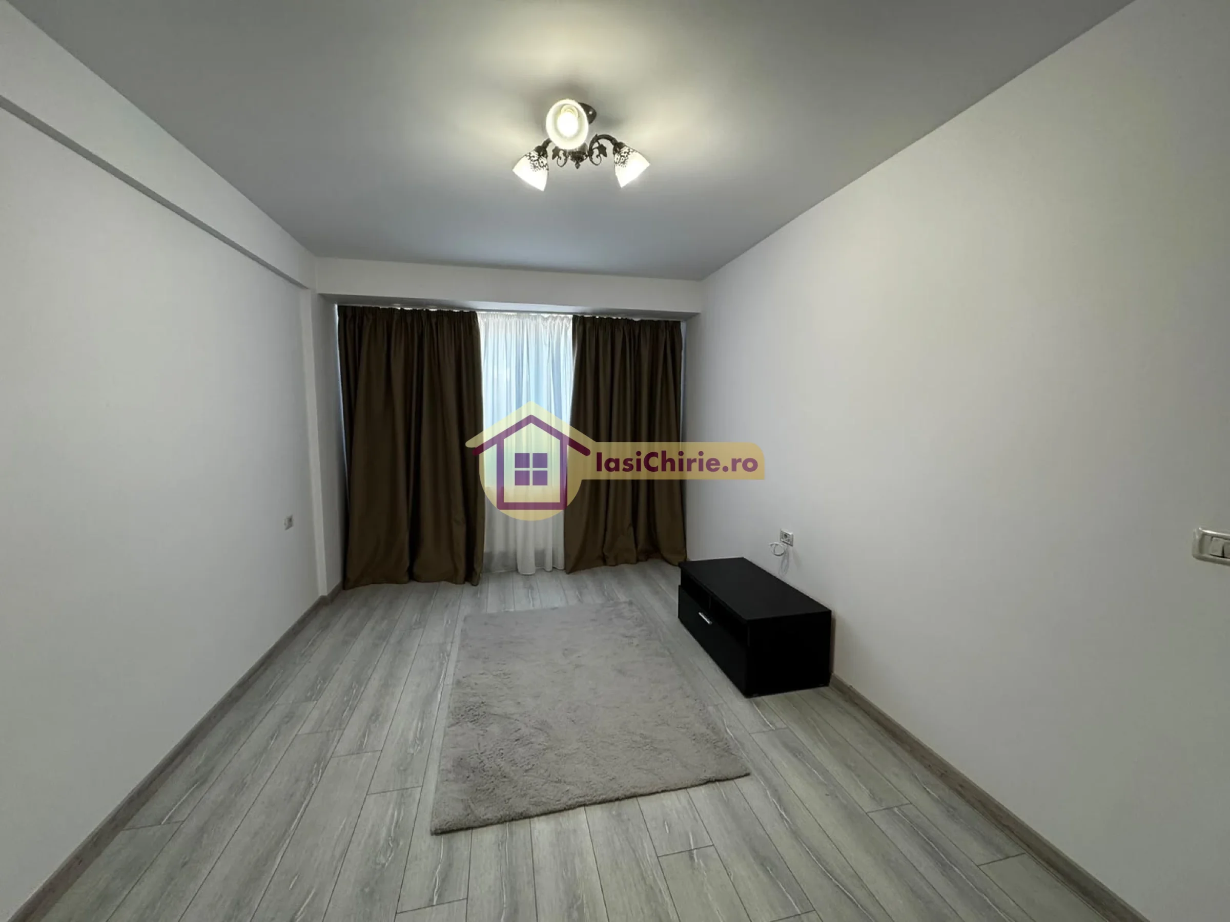 Apartament de vanzare cu 2 camere in Iasi, zona Visani - Poza 4